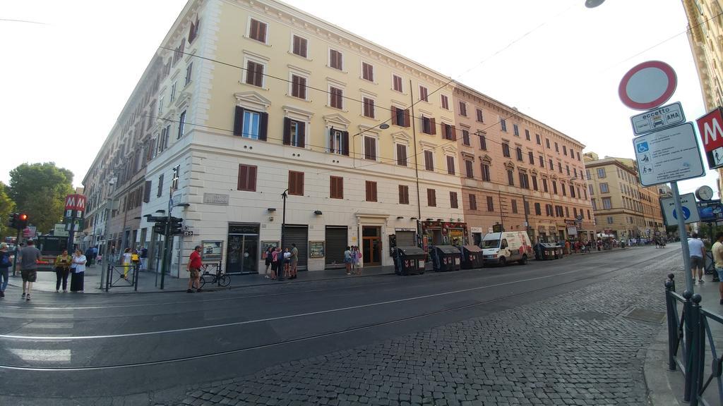 Luca'S Vatican Hospitality Roma Dış mekan fotoğraf